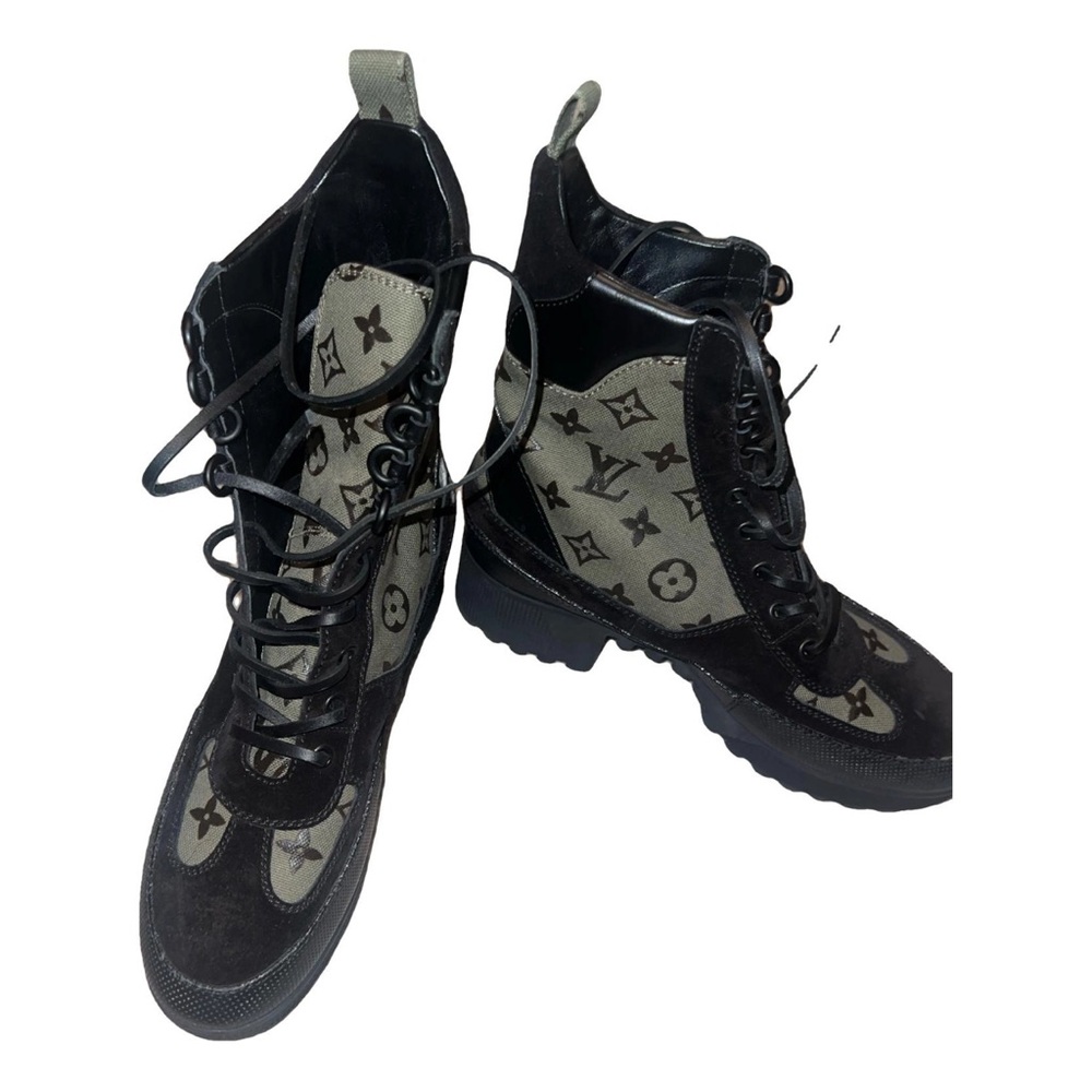 Louis Vuitton Black and Cream Monogram Boots